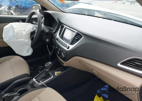 2022 Hyundai Accent Sel z USA, uszkodzony, nr VIN 3KPC24A6XNE190194